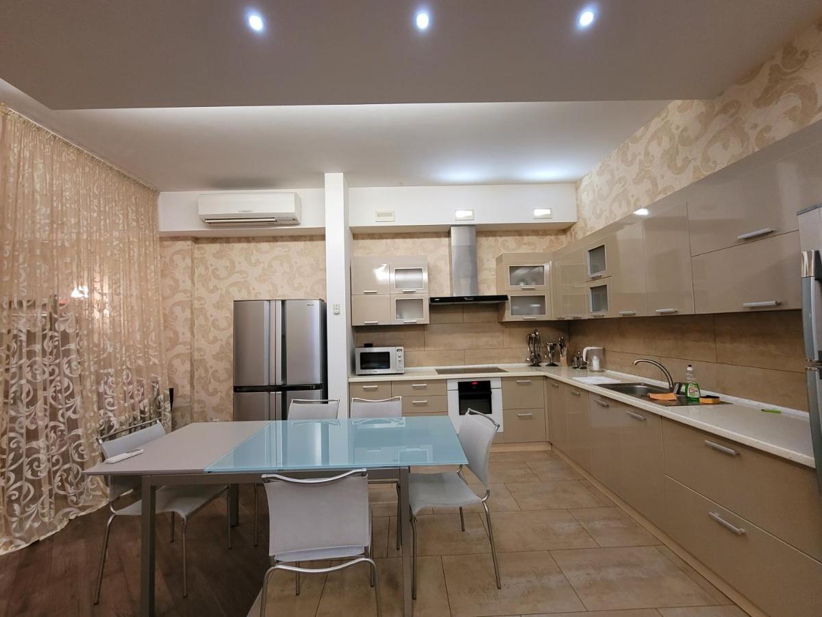 Arcadia Apartments Odessa Ngoại thất bức ảnh